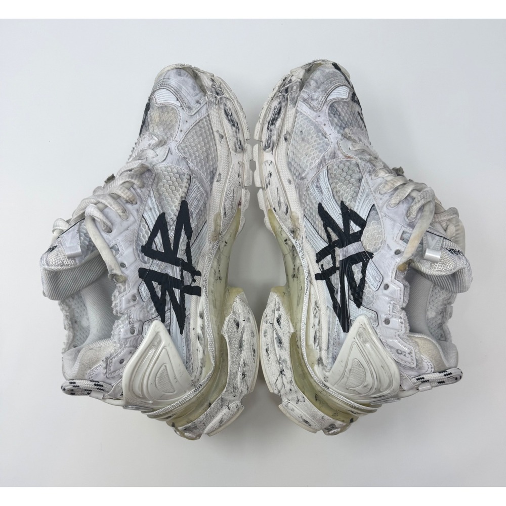 Balenciaga Runner Graffiti Sneaker White Size 7 US 40 EU - Picture 4 of 9